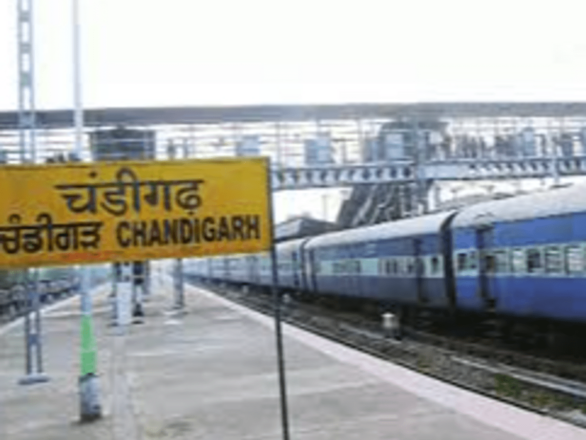 चंडीगढ़ से उदयपुर के बीच चेतक एक्सप्रेस  जल्द शुरु होने के आसार