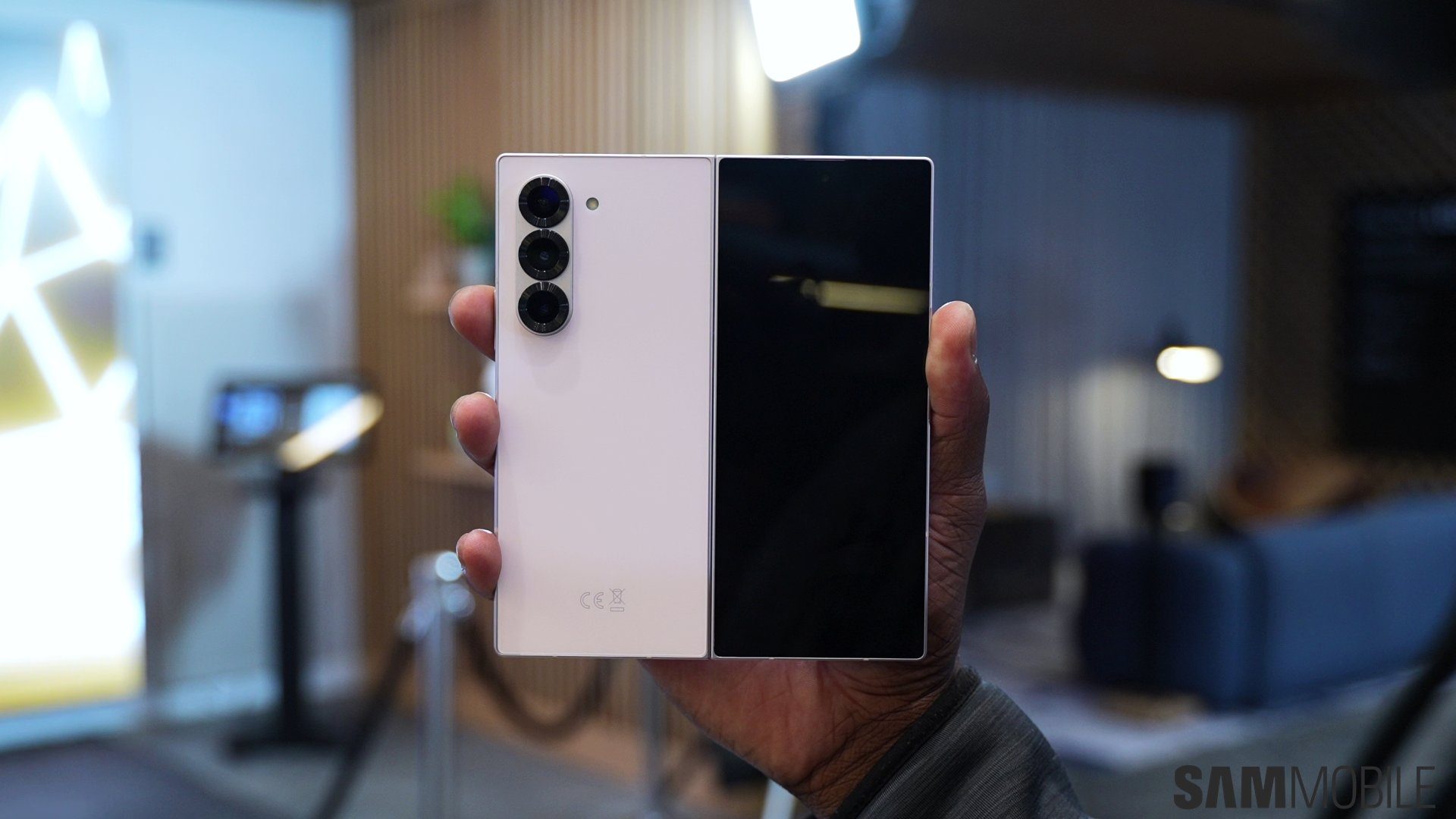 Samsung Galaxy Z Fold 6