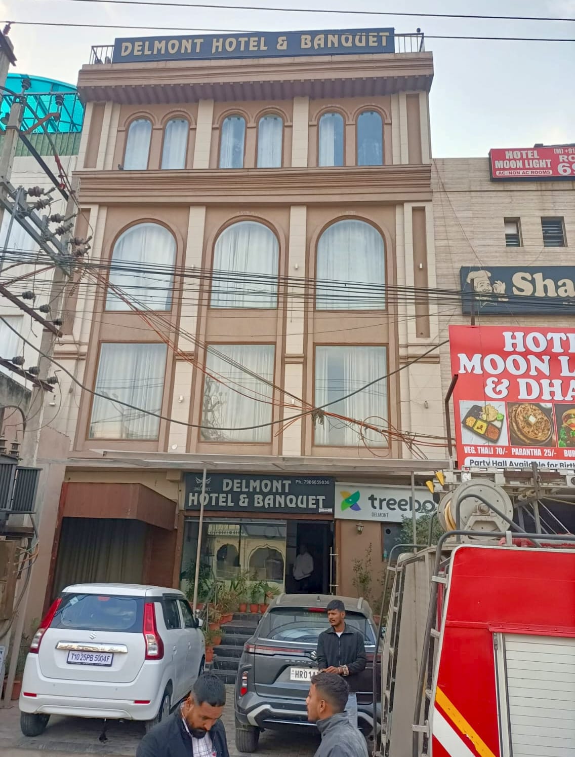 होटल डैल माउंट के किचन में अचानक आग, बड़ा हादसा टला