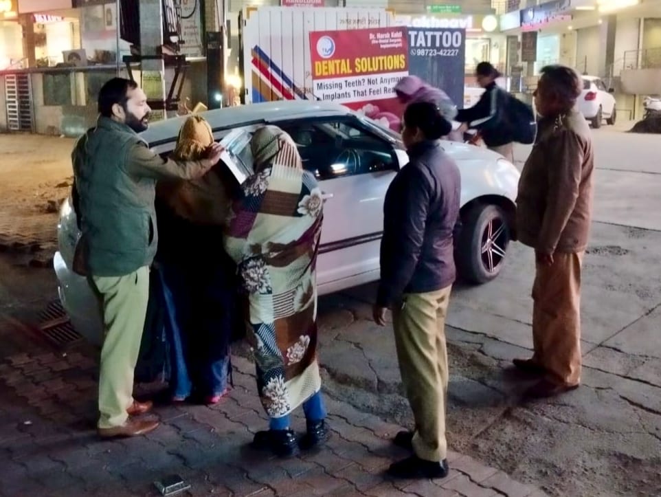 जीरकपुर के ढकोली में स्पा सेंटर पर पुलिस की बड़ी कार्रवाई, देह व्यापार का धंधा पकड़ा, सेंटर सील